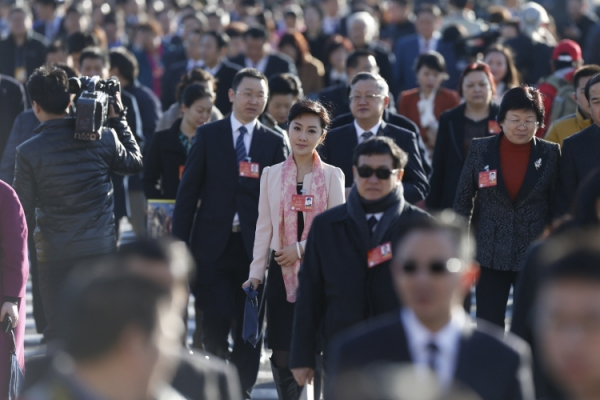 十二屆全國(guó)人大二次會(huì)議在北京閉幕-4