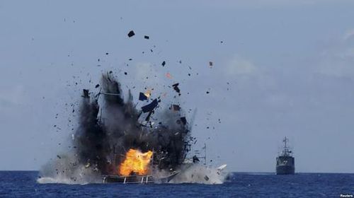 中國(guó)漁船遭印尼軍艦襲擾槍擊 1人中彈7人被扣