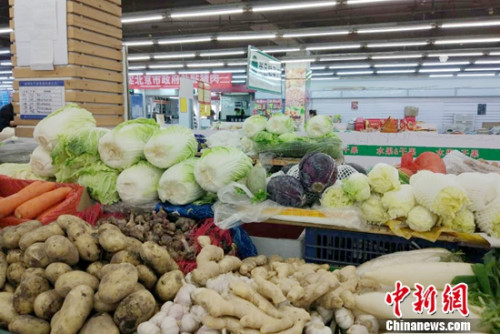 超市里的蔬菜。<a target='_blank' href='http://www.chinanews.com/' >中新網(wǎng)</a>記者 李金磊 攝