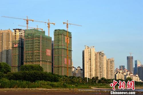 資料圖：正在建設(shè)中的房地產(chǎn)樓盤。<a target='_blank' href='http://www.chinanews.com/'>中新社</a>記者 張斌 攝