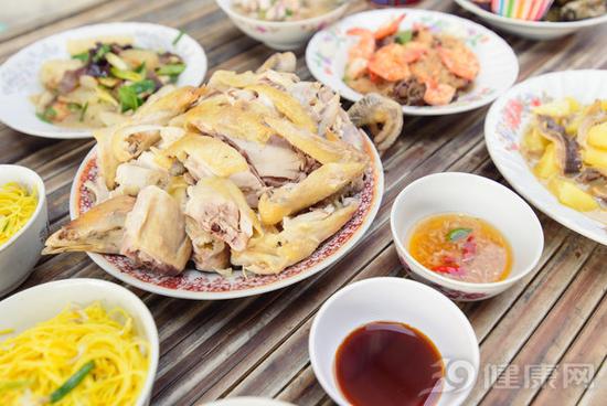 不吃晚飯身體棒？各個擊破“晚飯謠言”