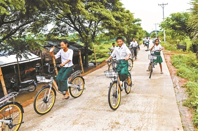 廢棄共享單車(chē)去哪兒了?4000輛單車(chē)在緬甸獲新生