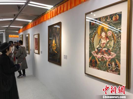 希望通過展覽助力薩迦文旅融合和產(chǎn)業(yè)發(fā)展?！⊥踝訚?攝